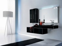 Baño moderno negro y blanco